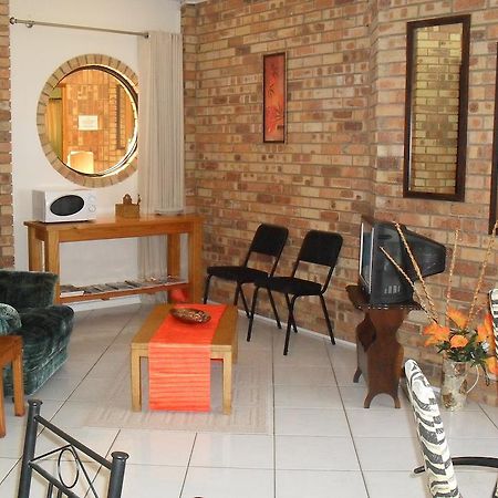 8 Royal Palm B&B Umhlanga Rocks Exteriér fotografie